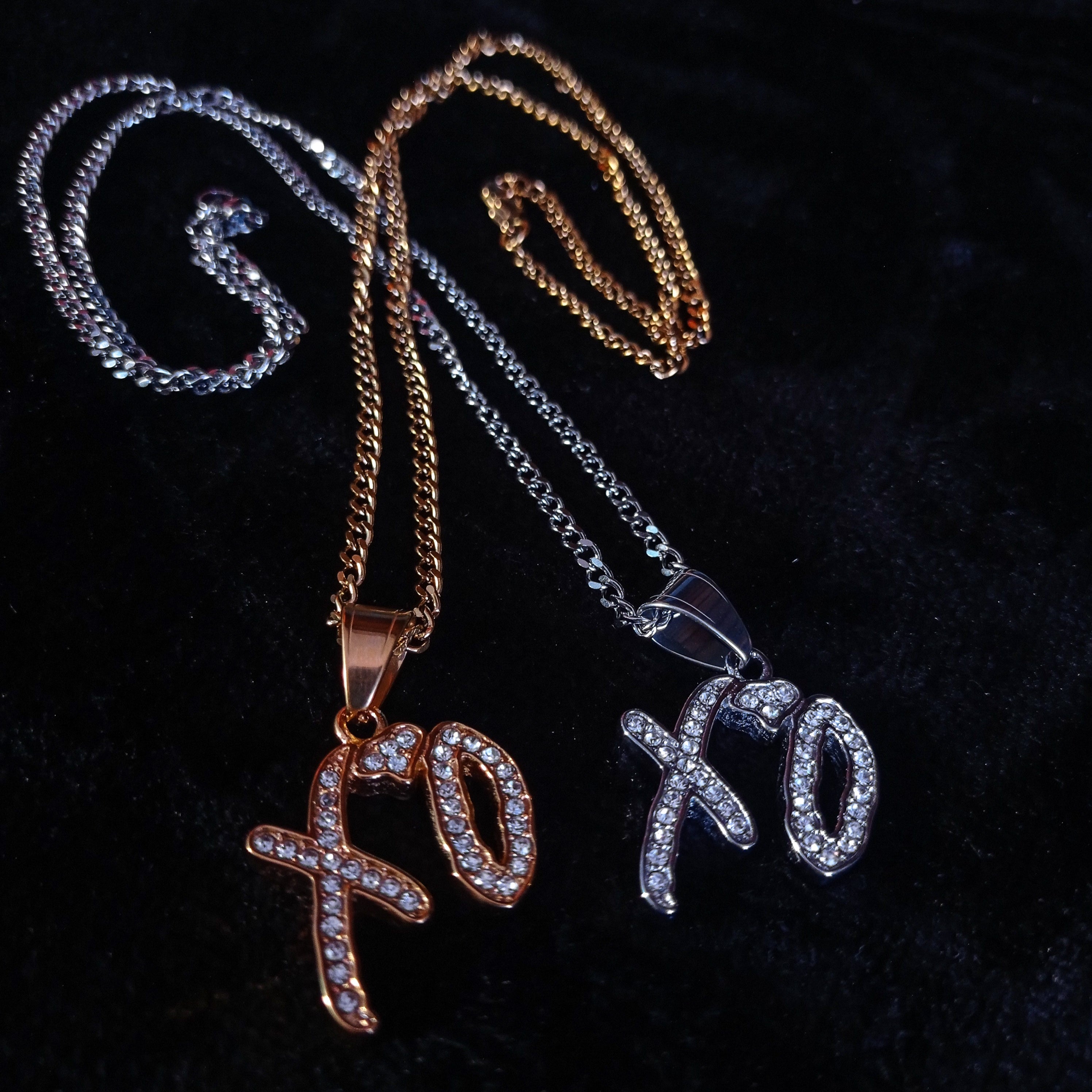 Small XO Chain Silver/Gold (iced out)